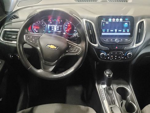Used 2018 Chevrolet Equinox LT w/ Sun & Infotainment Package AWD/4WD image 22