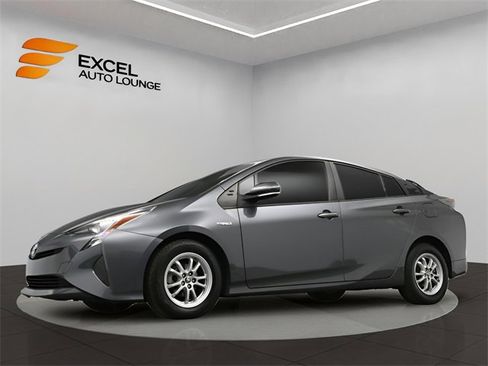 Used 2016 Toyota Prius Two image 32