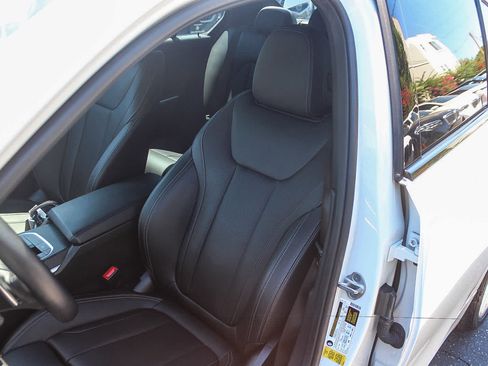 Used 2023 BMW 330i Sedan w/ Convenience Package RWD image 32