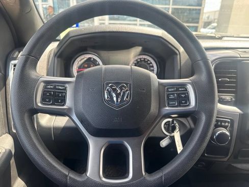 Used 2024 RAM 1500 Warlock RWD image 9