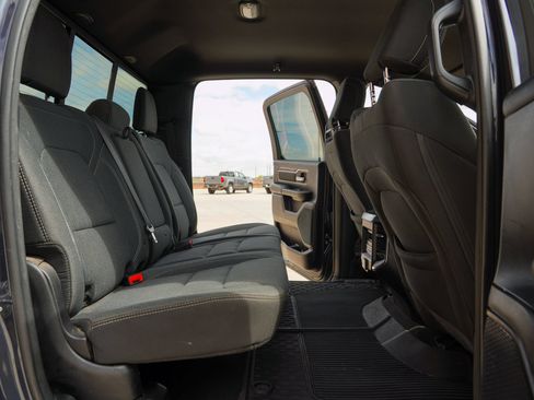 Used 2021 RAM 1500 Big Horn RWD image 13