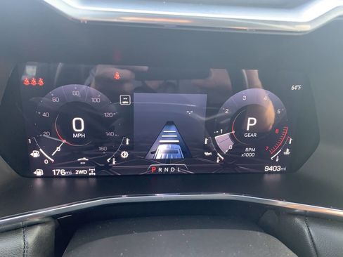 Used 2024 GMC Canyon Elevation w/ Convenience Package image 15