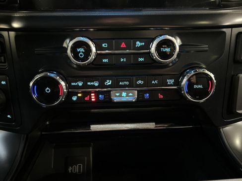 New 2026 Ford F150 Lariat w/ Equipment Group 501A Mid AWD/4WD image 21