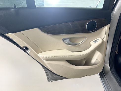 Used 2019 Mercedes-Benz C 300 Sedan image 26