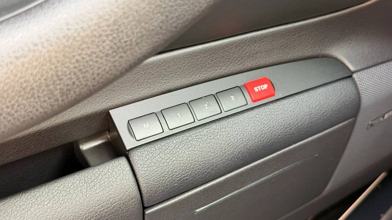 Used 2003 Audi RS 6 AWD/4WD image 18
