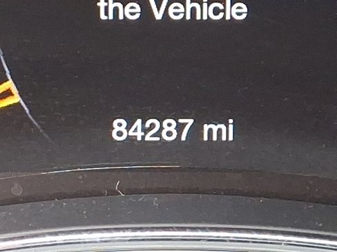 Used 2017 Jeep Grand Cherokee Altitude image 20