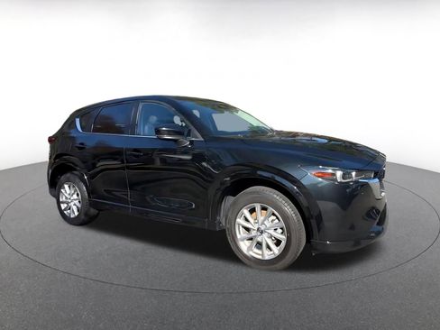 Used 2025 MAZDA CX-5 AWD 2.5 S w/ Preferred Package image 2