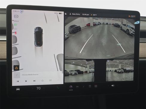 Used 2023 Tesla Model Y Long Range image 22