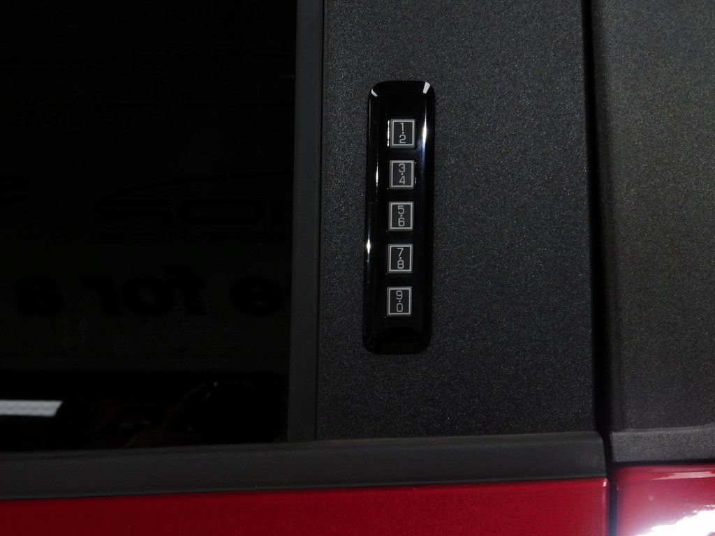 Used 2022 Ford F250 XLT w/ XLT Value Package AWD/4WD image 29