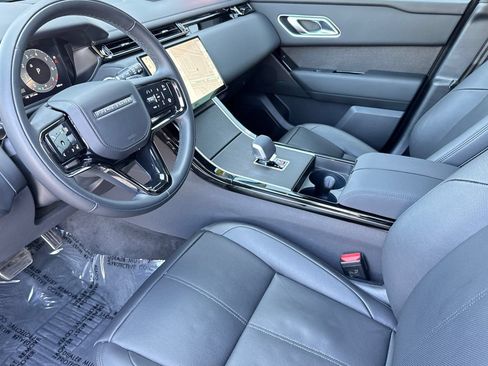 Certified 2026 Land Rover Range Rover Velar Dynamic SE AWD/4WD image 9