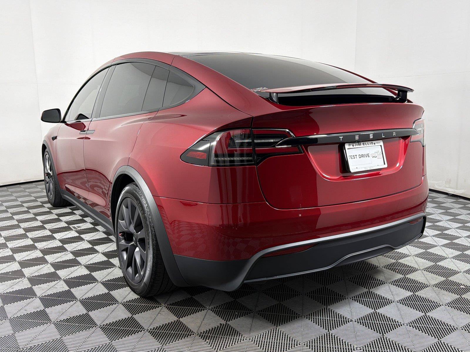 Used 2025 Tesla Model X AWD/4WD image 4