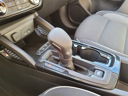 Used 2025 Chevrolet TrailBlazer LT image 34