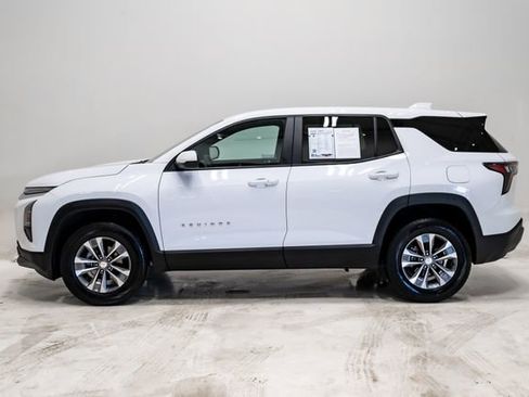 Used 2025 Chevrolet Equinox LT image 21