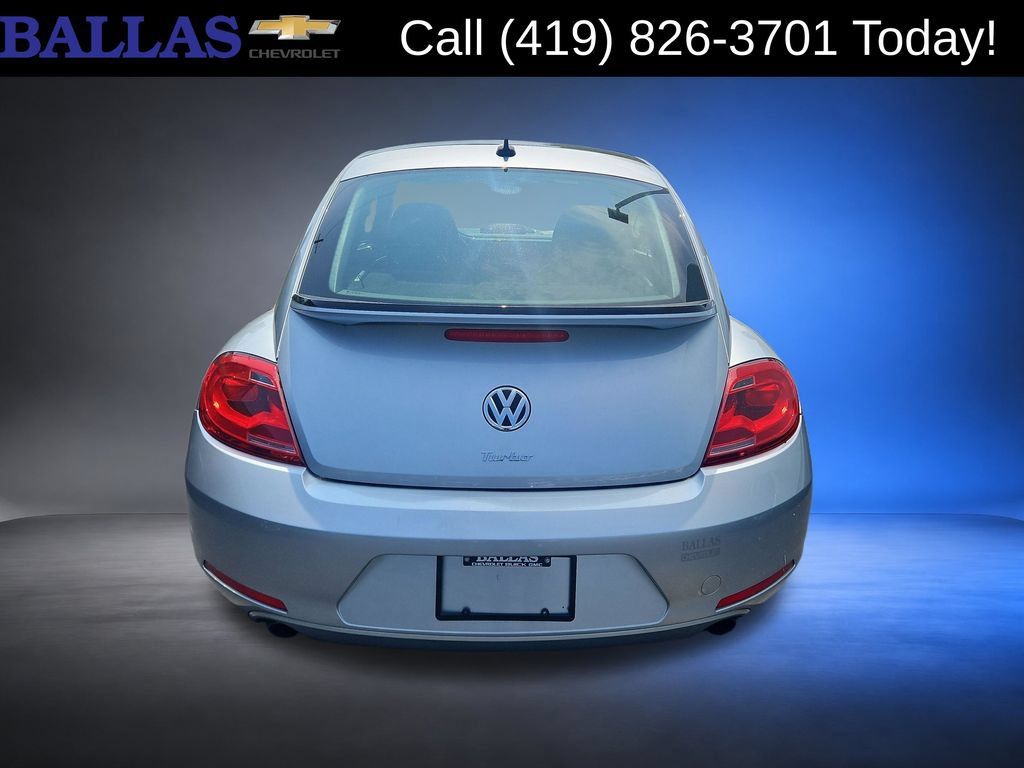 Used 2013 Volkswagen Beetle 2.0T FWD image 4