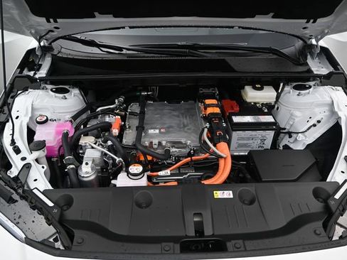 New 2026 Toyota bZ FWD image 17