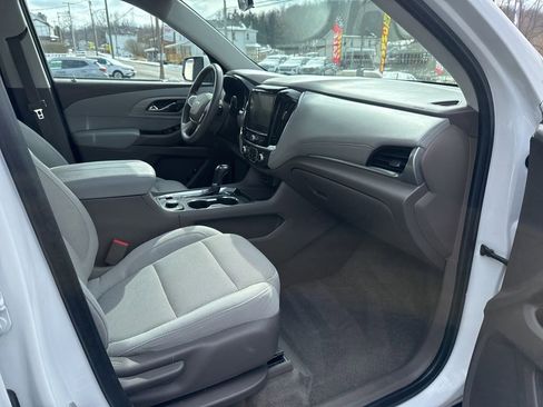 Used 2018 Chevrolet Traverse LT w/ LPO, Floor Liner Package image 30