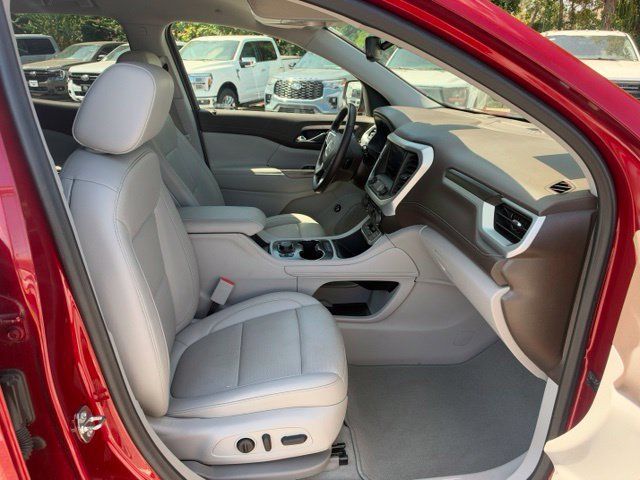 Used 2023 GMC Acadia SLT w/ Preferred Package FWD image 11