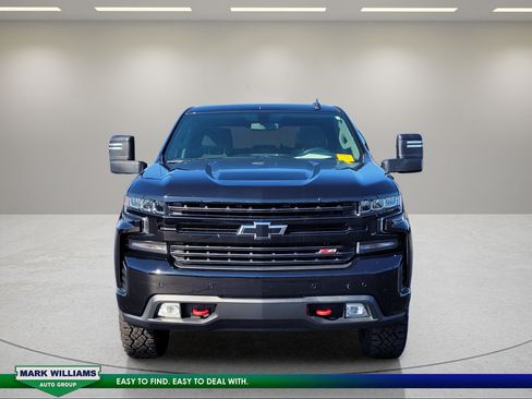 Used 2021 Chevrolet Silverado 1500 LT Trail Boss w/ Convenience Package II AWD/4WD image 9