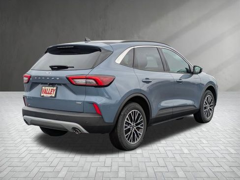 New 2024 Ford Escape SE FWD image 9