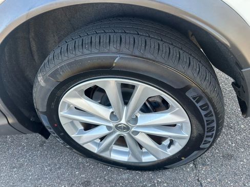 Used 2018 Nissan Rogue Sport S w/ S Appearance Package image 19