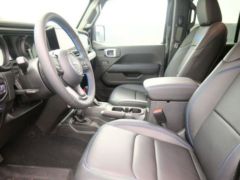 New 2024 Jeep Wrangler Unlimited Rubicon 4xe AWD/4WD image 14
