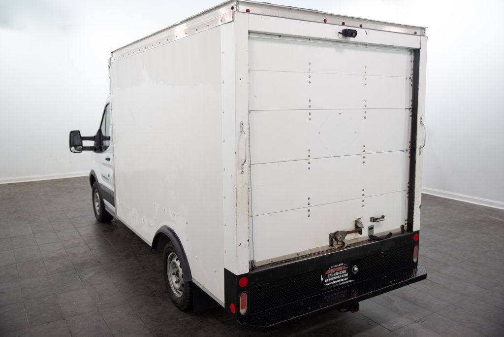Used 2017 Ford Transit 250 138 RWD image 8