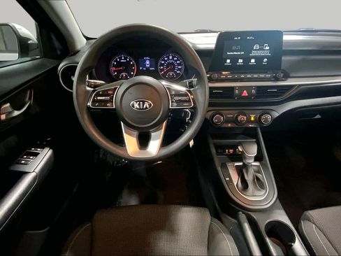 Used 2021 Kia Forte LXS FWD image 6