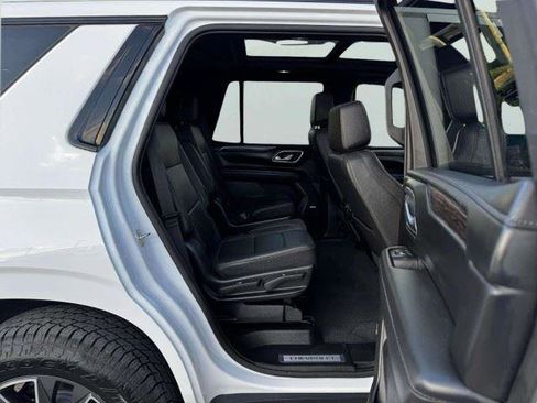 Used 2023 Chevrolet Tahoe Z71 w/ Luxury Package AWD/4WD image 47