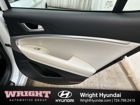 Certified 2025 Genesis G70 2.5T image 15