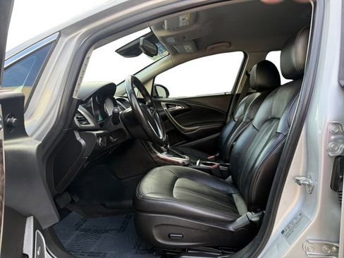Used 2015 Buick Verano Leather FWD image 10