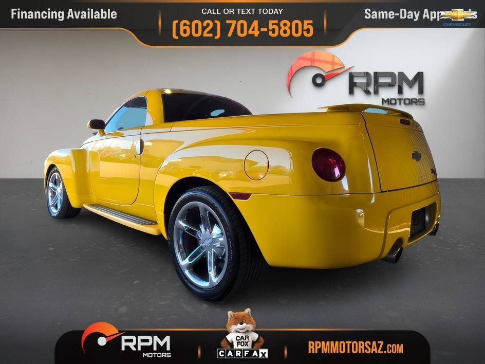 Used 2004 Chevrolet SSR w/ Preferred Equipment Group RWD image 23