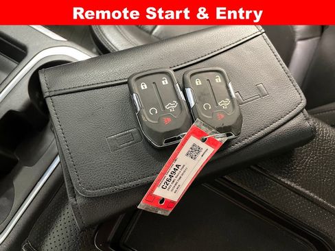 Certified 2022 GMC Sierra 2500 Denali AWD/4WD image 8