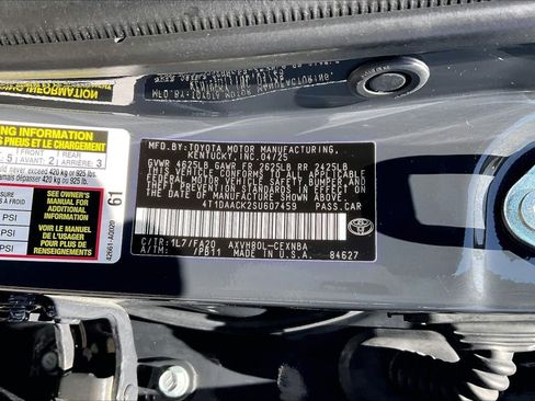 Used 2025 Toyota Camry LE FWD image 33