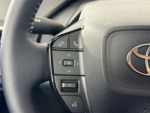 New 2026 Toyota Prius Limited image 18