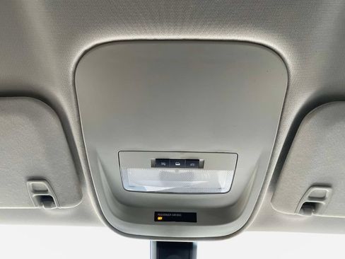 Used 2022 Chevrolet Colorado W/T w/ WT Convenience Package RWD image 29