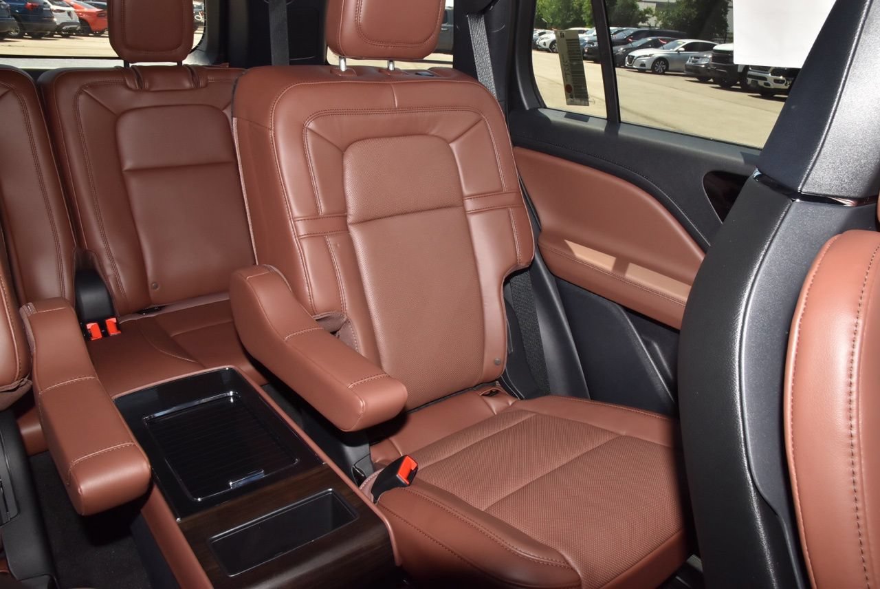 New 2026 Lincoln Aviator Reserve AWD/4WD image 23