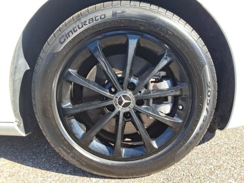 Used 2020 Mercedes-Benz A 220 4MATIC w/ Premium Package image 28