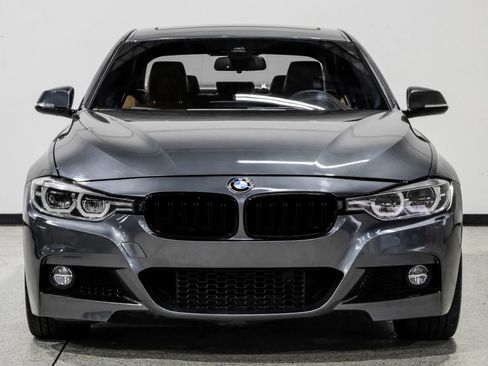 Used 2018 BMW 340i 340i Sedan 4D image 3