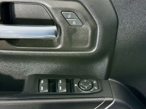 Used 2022 Chevrolet Silverado 1500 Custom RWD image 22