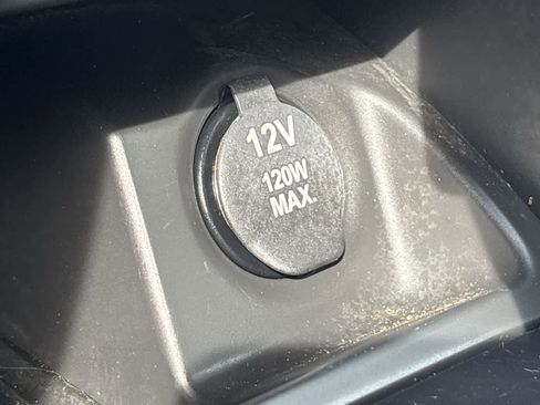 Used 2008 Pontiac G8 image 34