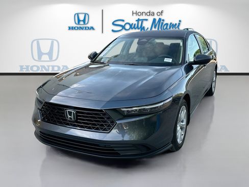 Used 2025 Honda Accord LX image 3