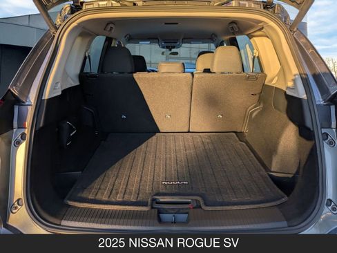 Certified 2025 Nissan Rogue SV image 20