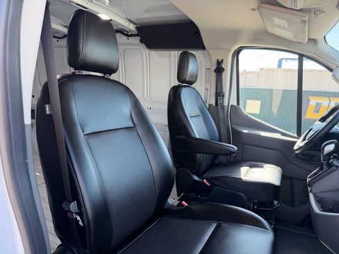 Used 2020 Ford Transit 150 Low Roof RWD image 27