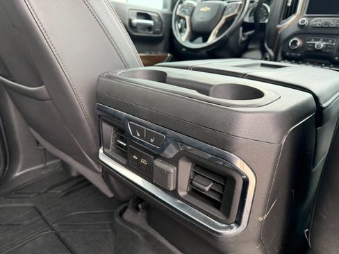 Used 2020 Chevrolet Silverado 1500 High Country w/ Technology Package AWD/4WD image 12