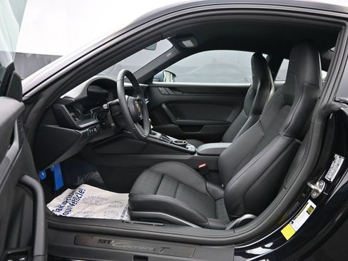 New 2026 Porsche 911 Carrera T image 13