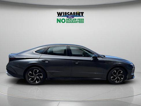 Used 2025 Hyundai Sonata SEL AWD/4WD image 6