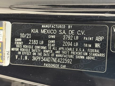 Used 2022 Kia Forte GT-Line w/ GT-Line Premium Package FWD image 9