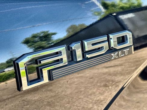 Used 2020 Ford F150 XLT w/ Equipment Group 302A Luxury image 15