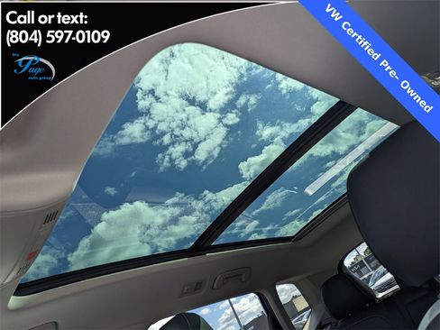 Certified 2025 Volkswagen Taos SE image 20