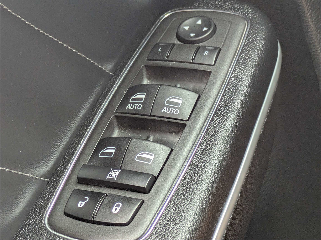 Used 2022 Dodge Charger Scat Pack RWD image 28